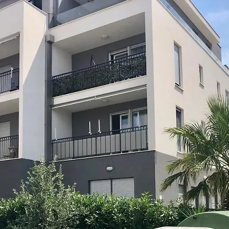 Apartman Maria بودْسْتغانا