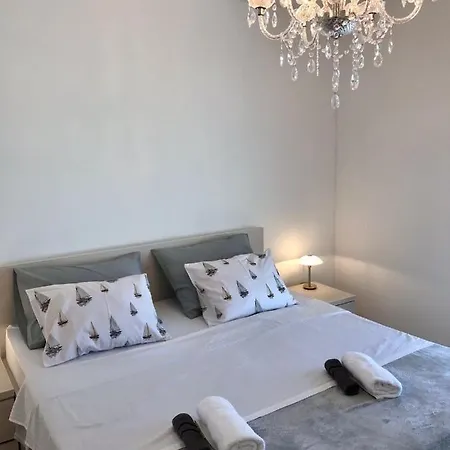 Apartman Maria شقة بودْسْتغانا