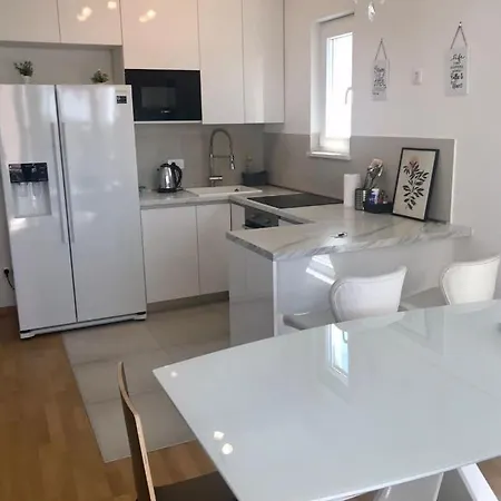 Apartman Maria شقة